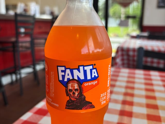 Fanta Orange 20oz.