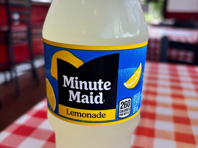 Minute Maid Lemonade 20oz.